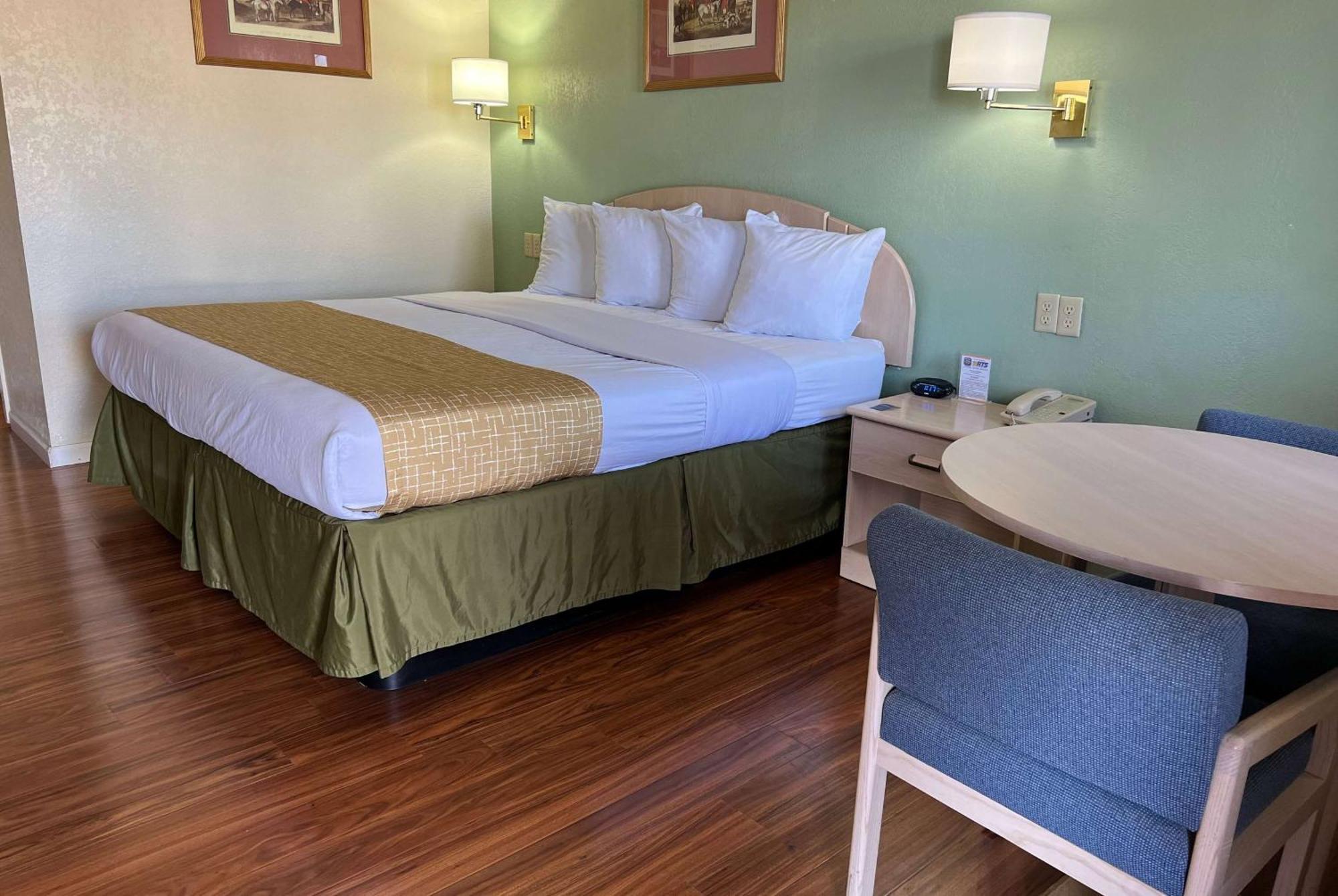 Travelodge By Wyndham 2*